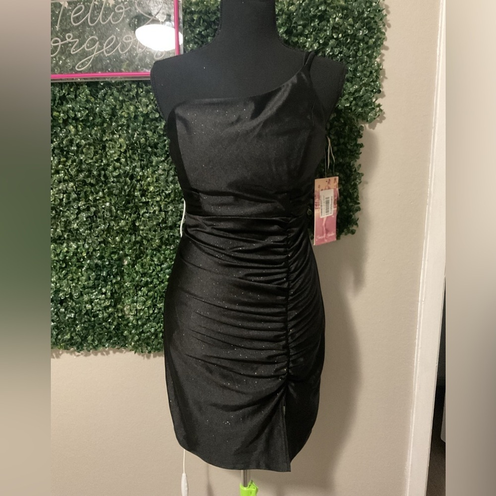 Emerald Sundae Shimmering Black Strapless Dress